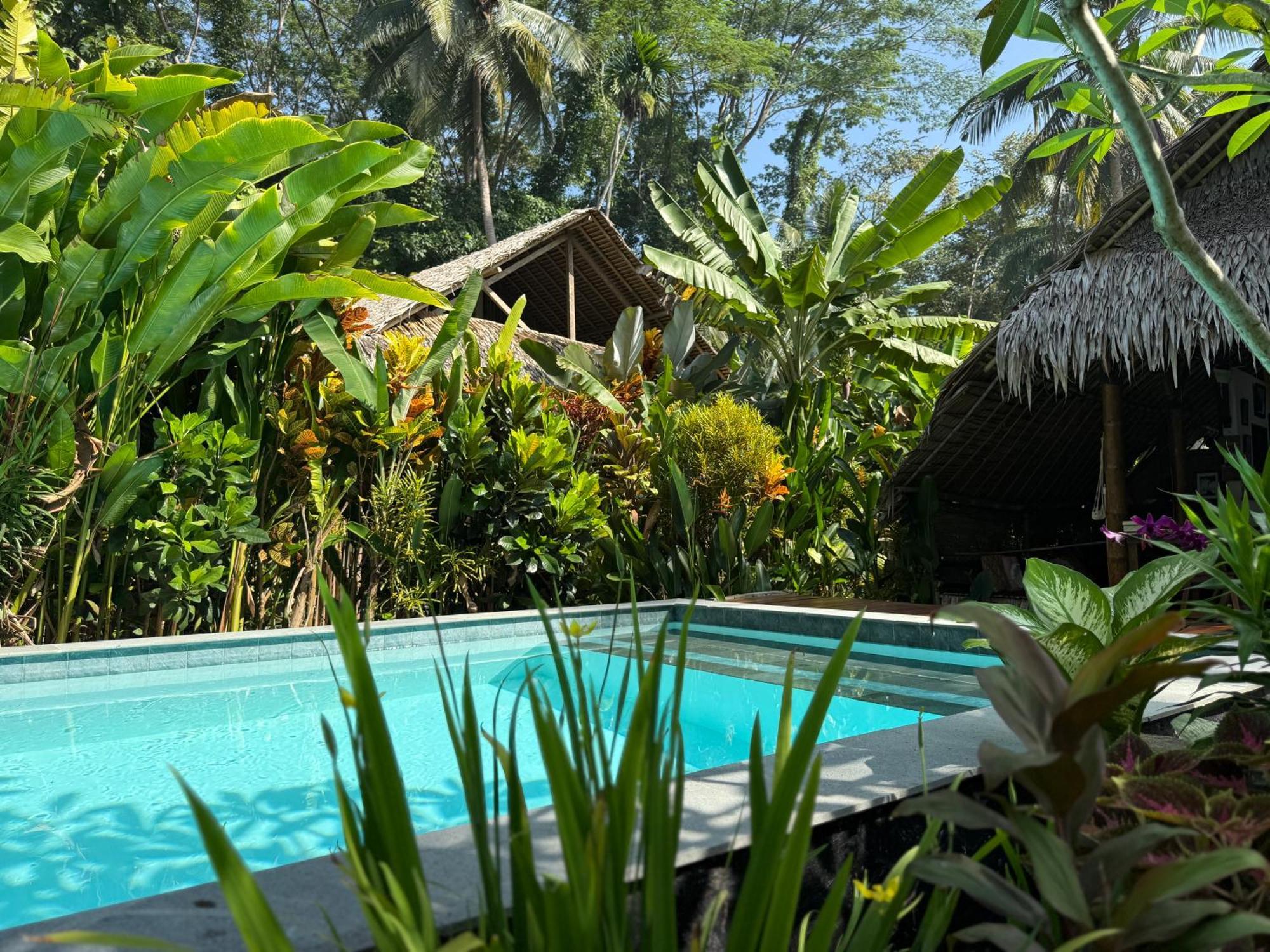 Rnv Eco Resort Bungalows Batukaras 外观 照片