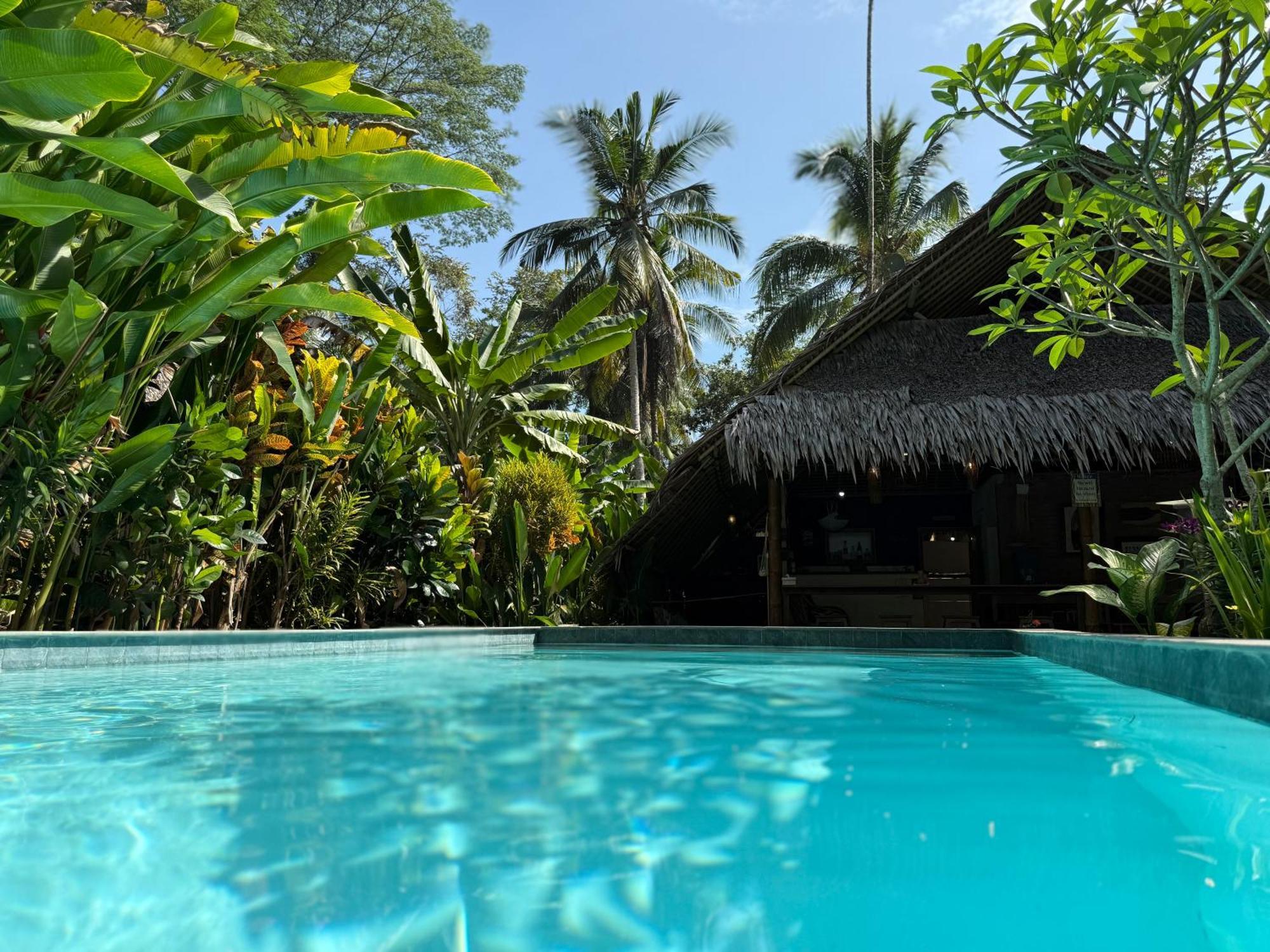 Rnv Eco Resort Bungalows Batukaras 外观 照片