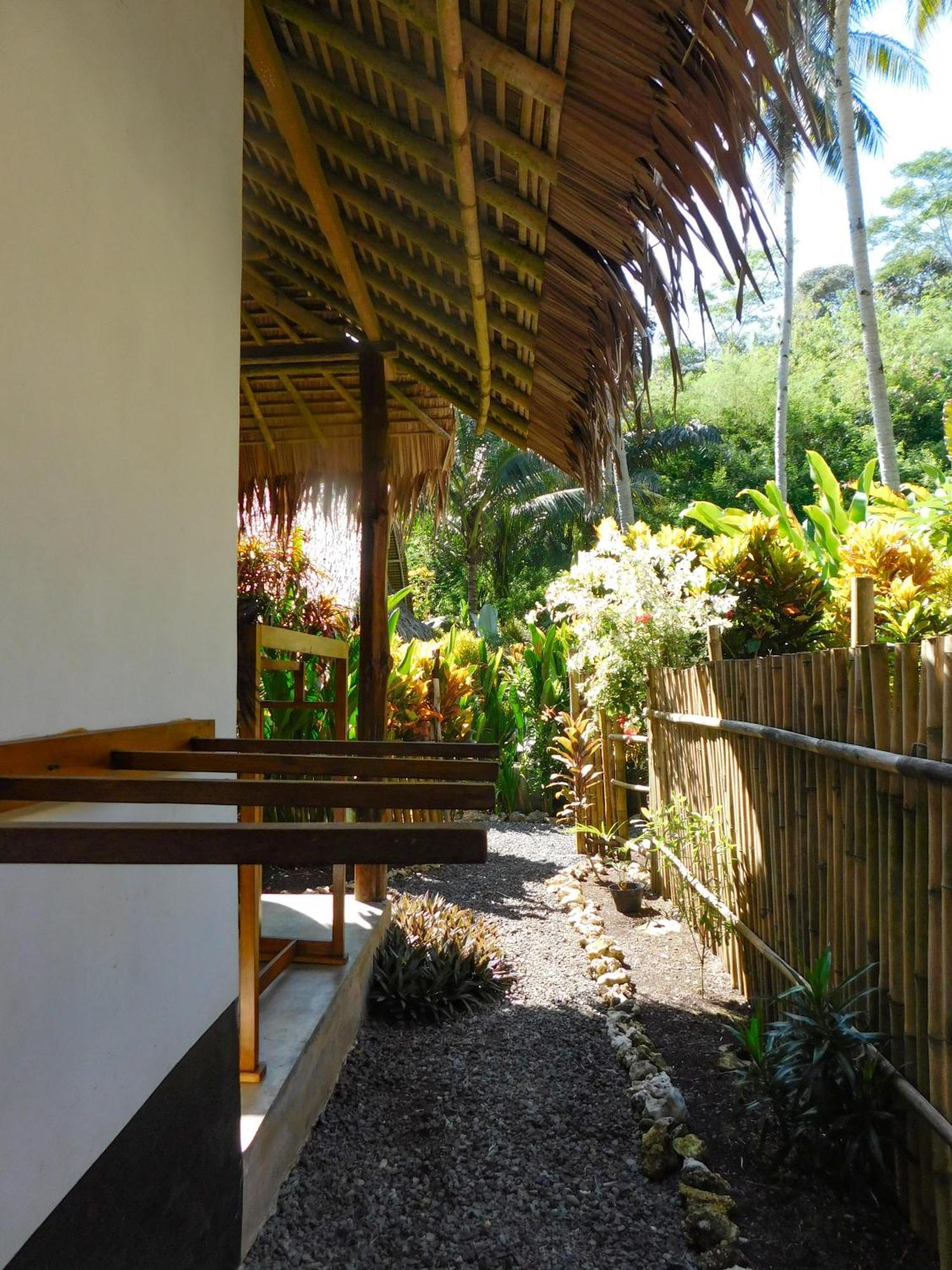 Rnv Eco Resort Bungalows Batukaras 外观 照片
