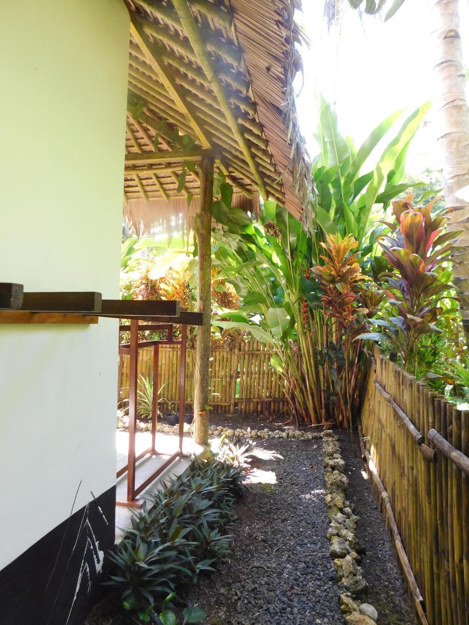 Rnv Eco Resort Bungalows Batukaras 外观 照片